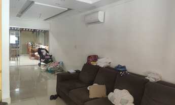 Imagem 4: Casa de condomínio sobrado para venda possui 178 metros quadrados com 2 quartos