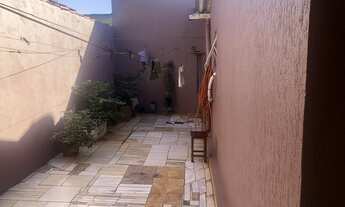 Imagem 5: Casa para venda possui 150 m² com 3 quartos em Santa Rosa - Uberlândia - MG