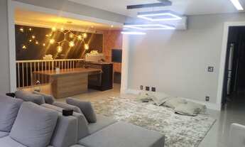 Imagem 1: Luxuoso e muito novo Apartamento pronto com muito bom gosto aqui na Vila Gumercindo , veja