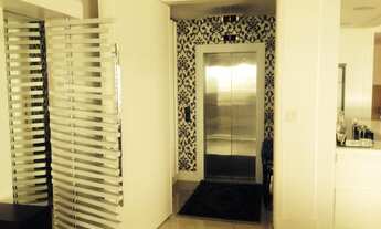 Imagem 4: Apartamento La perle, com 3 suítes, 4 vagas, vista ampla para o mar, e com localização pri