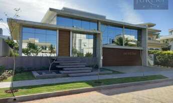 Imagem: Casa NOVA com 4 Suítes! Próxima ao Mar!