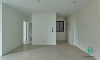 Imagem 5: Apartamento para venda possui 65 metros quadrados com 2 quartos em Coloninha - Florianópol