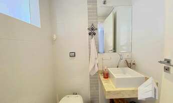 Imagem 7: Ótimo sobrado no Tarumã com 3 quartos, sendo 1 suíte, 230m2 de área construída, 3 vagas