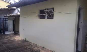 Imagem 3: Casa solta à venda em Ipitanga, 3/4 sendo 2 suítes, hidro, piscina, churrasqueira, sauna