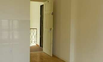 Imagem 3: Kitinet no centro -301