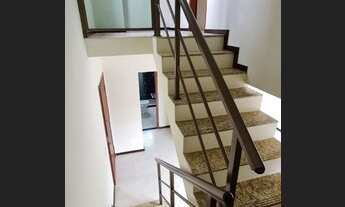 Imagem 3: Aluguel casa duplex com 3 quartos, sendo um suíte e linda área gourmet