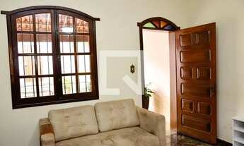 Imagem 2: Casa à Venda - Cachoeirinha, 3 Quartos, 200 m2