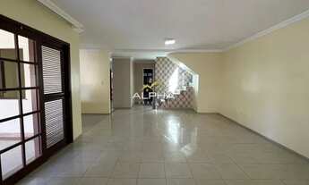 Imagem 4: Alphaville Fortaleza casa para venda possui 410m² com 5 quartos em Cararu - Eusébio - CE