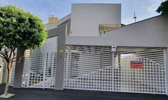 Imagem 1: Casa para venda possui 350 metros quadrados com 4 quartos em Santana - São Paulo - São Pau