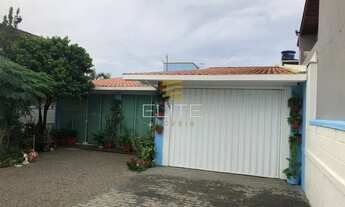 Imagem 3: Casa com 02 dormitórios, na Praia de Fora - Palhoça