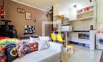 Imagem 2: Casa de Condomínio para Aluguel - Jardim Brasil , 1 Quarto, 33 m2