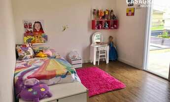 Imagem 4: Casa de condomínio para venda possui 260 metros quadrados com 4 quartos