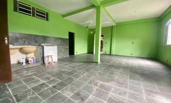 Imagem 4: Casa para venda possui 75 metros quadrados com 3 quartos em Centro - Camaçari - BA