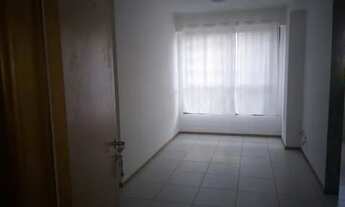 Imagem 2: Apartamento para venda possui 47 metros quadrados com 2 quartos em Boa Viagem - Recife - P