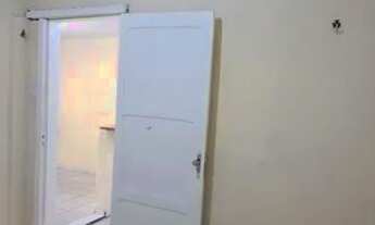 Imagem 7: CASA COM 2 QUARTOS, LOCALIZADA NA RUA MONSENHOR SALAZAR!