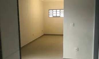 Imagem 4: Oportunidade Casa no Centro c/ 3quartos, 2brs, 1vg, varnd, amrs plnjds