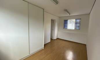 Imagem 4: Amplo sobrado com 380 metros e 10 salas - 450 metros do Metro Santa Cruz