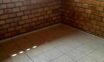 Imagem 7: Casa tipo sobrado. no Bessa 2 quartos.82m2. alugo. tratar pelo wats.83.98687.6202