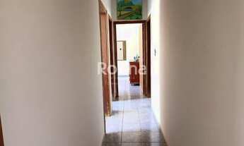 Imagem 7: Casa à venda, 3 quartos, 1 suíte, 4 vagas, Segismundo Pereira - Uberlândia/MG