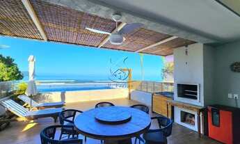 Imagem: Casa de condomínio fechado frente ao mar