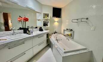 Imagem 3: Ed. Albert Ville: Belíssimo e Amplo Apartamento em Nazaré 240m² 3 Suítes 2 Vg Soltas