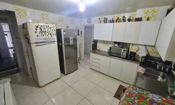 Imagem 6: Candeias - 04 Qtos/ 02 Suítes - Nascente - Excelente Localização - 01 Quadra p/ Mar - 04 V