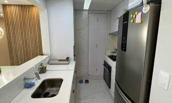 Imagem 5: Apartamento super luxuoso com 3 quartos, varanda, piso porcelanato, móveis planejados, ele