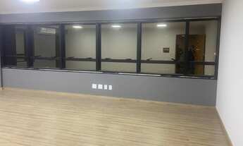 Imagem 3: Sala Comercial Reformada com Garagem Centro Fácil Acesso