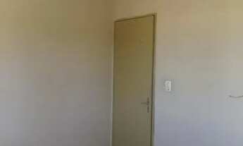 Imagem 6: Apartamento para Locação em Rio de Janeiro, Olaria, 2 dormitórios, 1 banheiro, 1 vaga