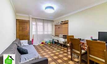 Imagem 4: Aconchegante Sobrado 3 dormitórios + 02 Varandas + Amplo Quintal c/ Churrasqueira + Vaga G