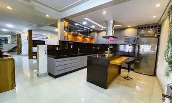 Imagem 2: Casa para venda possui 245 metros quadrados com 3 quartos em Parque Jabaquara - São Paulo