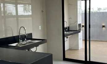 Imagem 3: Casa térrea em condomínio com 3 quartos, sendo 2 suítes