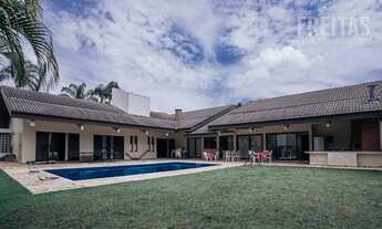 Imagem: BELA CASA A VENDA - SEMI-TERREA - ALPHAVILLE