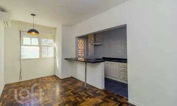 Imagem 2: Imóvel para venda tem 67 metros quadrados com 3 quartos em Petrópolis - Porto Alegre - RS