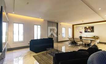 Imagem 4: Casa Alto Padrão com Piscina Aquecida para locação, 4 Suítes e Área Gourmet no Pilarzinho