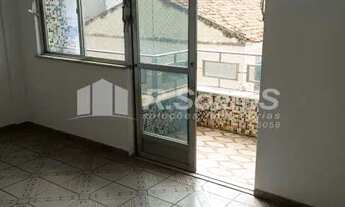 Imagem 3: Apartamento desocupado com 2 quartos, garagem, condomínio Nova Valqueire