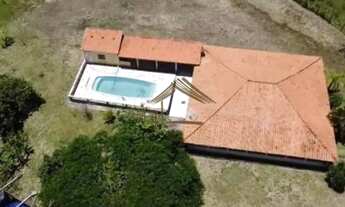 Imagem 2: Chácara em Porangaba SP, área com 20.000 m², casa com 3 dormitórios, área de lazer com pis