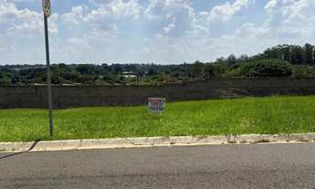 Imagem 4: Lote/Terreno para venda possui 330 metros quadrados