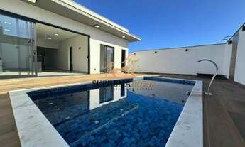 Imagem: Casa com 3 quartos, sendo 2 suítes à venda