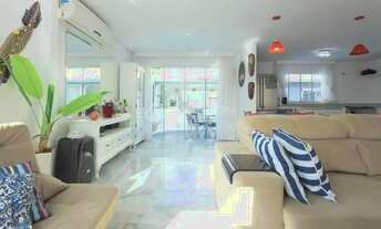 Imagem 3: Casa Alto Padrão para Locação nos Ingleses - Vista Mar e a 500m da Praia