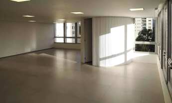 Imagem 5: Conjunto Comercial de Luxo em Condomínio no Jardim Europa, São Paulo-SP: 2 Vagas e 200m² d