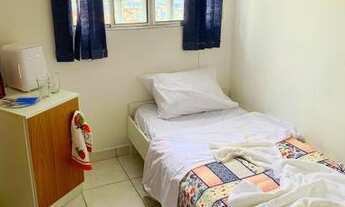 Imagem: Aluga-se quarto para homens, completo