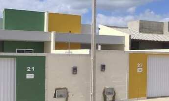 Imagem 2: GÊ- Com 2 quartos, 2 banheiros, sala, cozinha, área de serviço e quintal, garagem