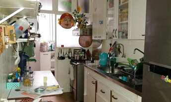 Imagem 4: Apartamento 3/4 + dependência Rua Amazonas. Oportunidade