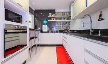 Imagem 7: Casa de condomínio sobrado para venda tem 221 metros quadrados com 3 quartos