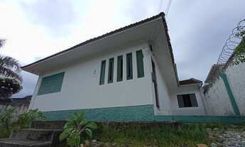 Imagem: Casa para venda com 4 quartos em Trindade