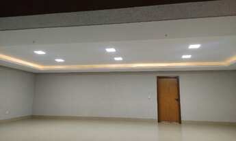 Imagem 3: Sobrado com 3 suítes e 475 m² construídos no Condomínio do Lago