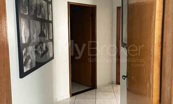 Imagem 2: Casa com 3 quartos - Bairro Residencial Itaipu em Goiânia