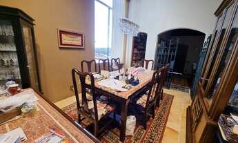 Imagem 4: Casa financiável à venda de 4 dormitórios, na Agronômica, a poucos metros da Beira Mar