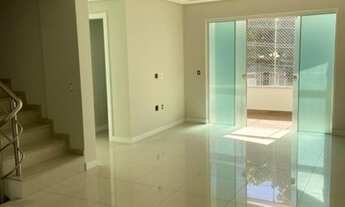 Imagem 6: Sobrado para venda tem 226 metros quadrados com 3 quartos em Pioneiros - Balneário Cambori